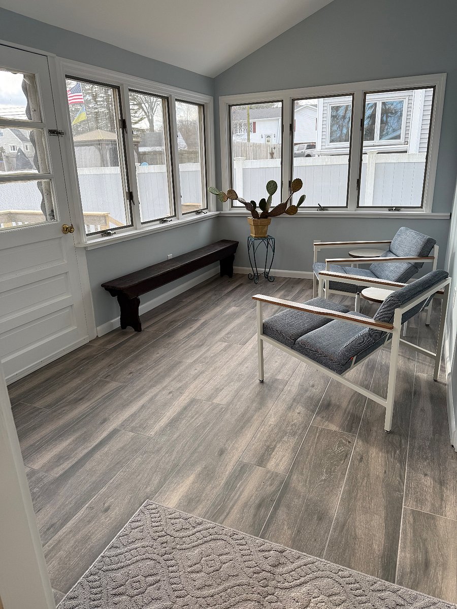 Cozy, four season, Sunroom with heated floor.