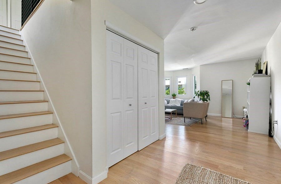 Entry way
