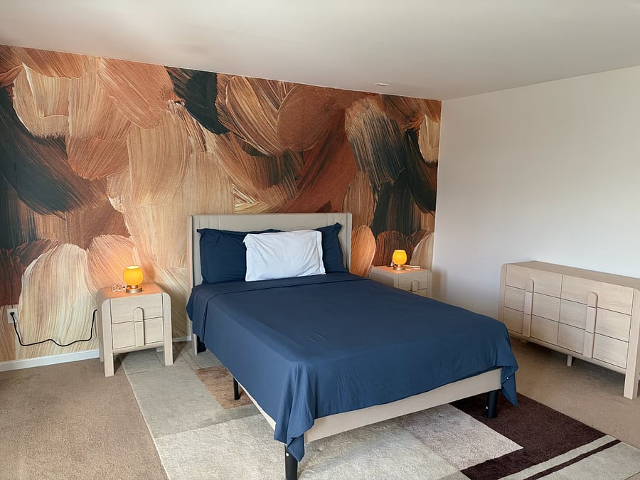 Bigger bedroom with queen sized bed