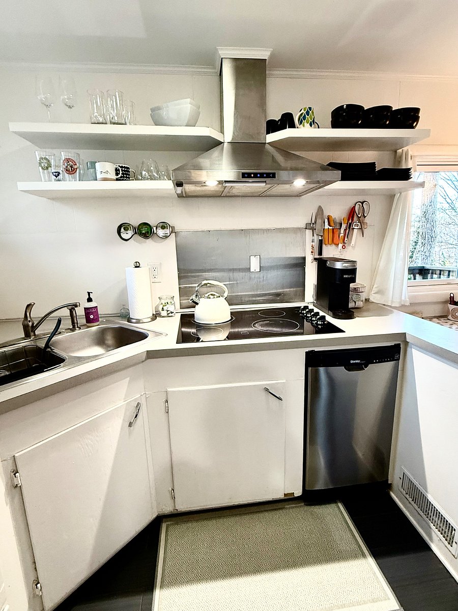 Fully stocked kitchen with Keurig 