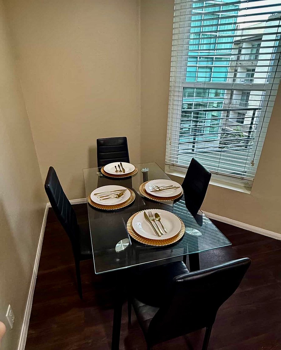 Dinning Table