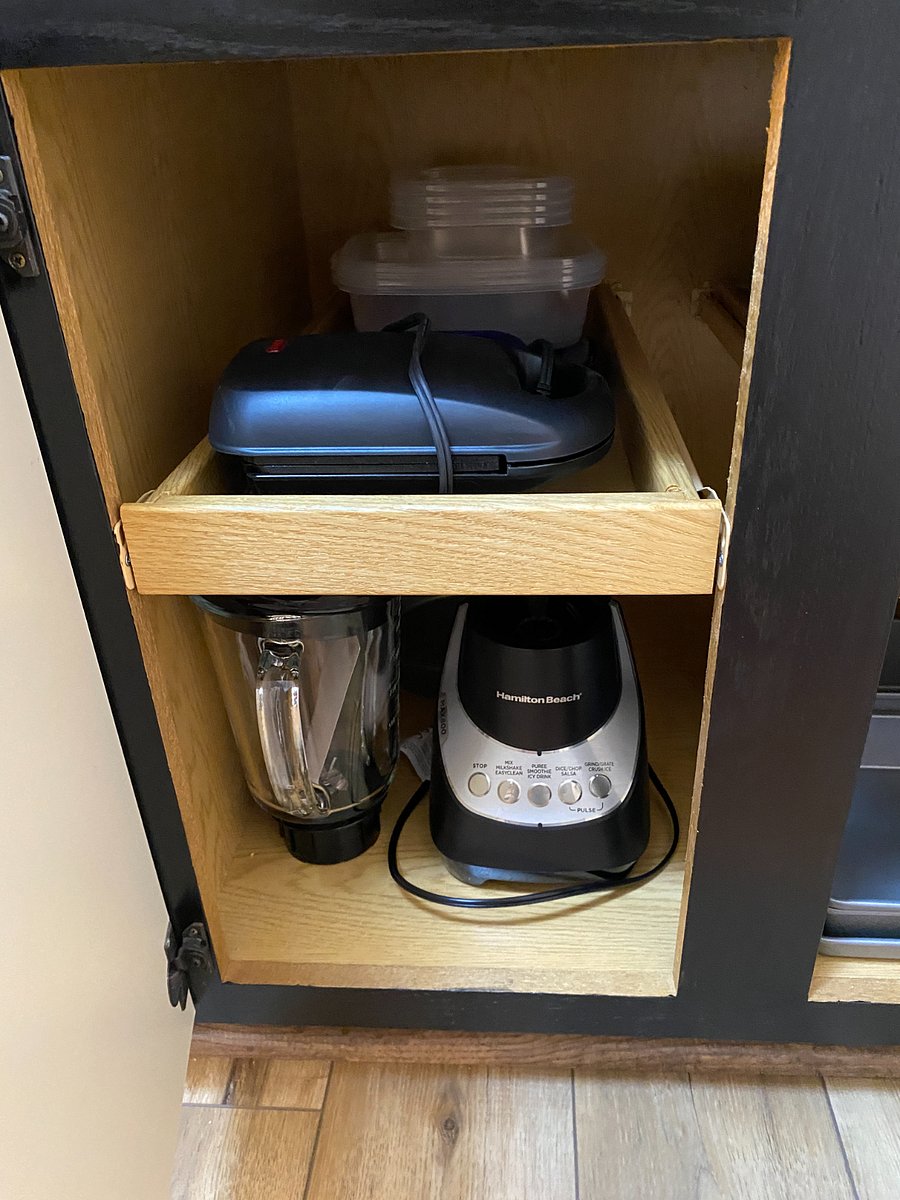 Kitchen Blender and Waffle Maker