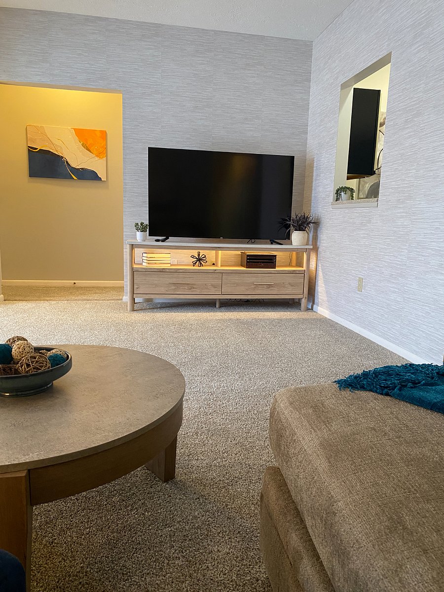 Living Room Looking from Sectional 