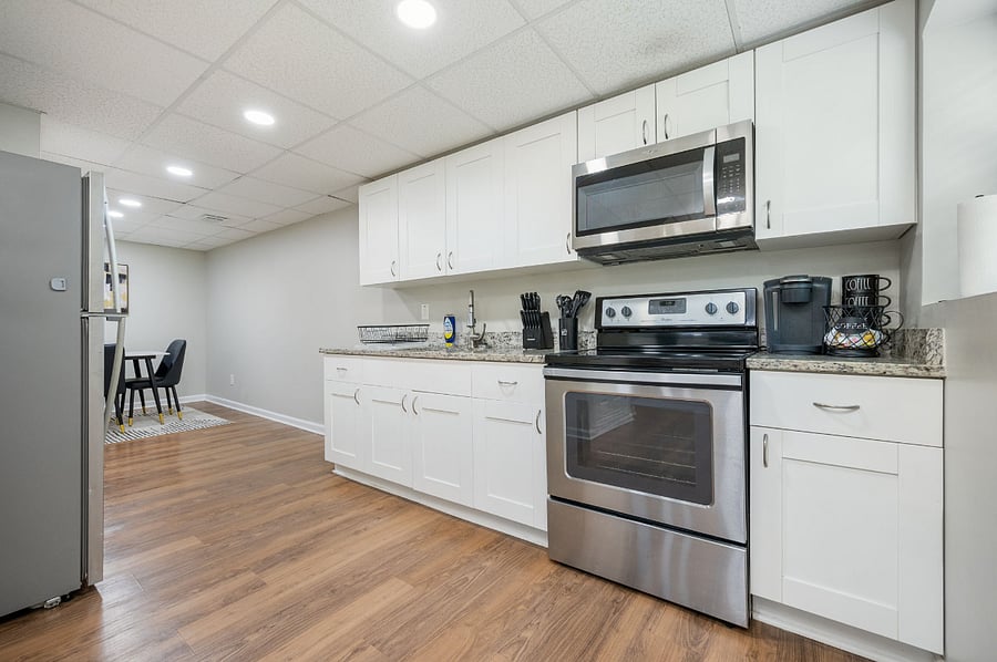 Entire Kitchen