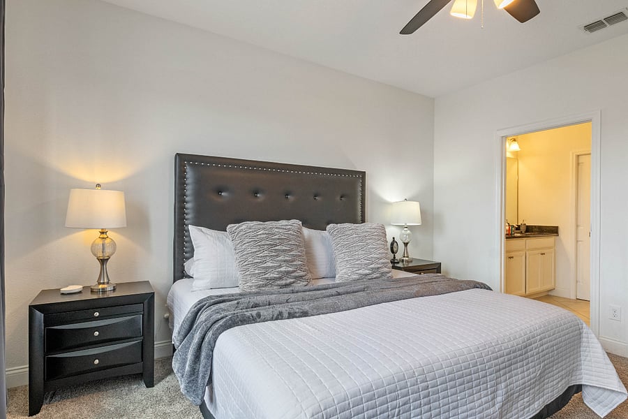 Bedroom 2 - King Bed