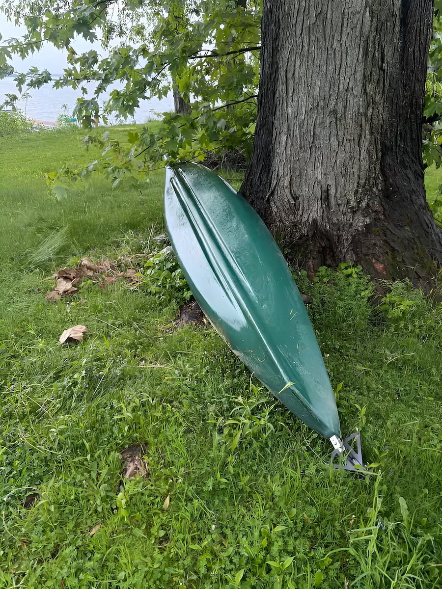 Large fishing kayak available for use. The life jackets and paddles are located in the garage.