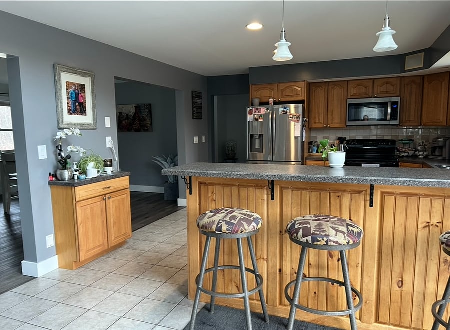 Breakfast bar