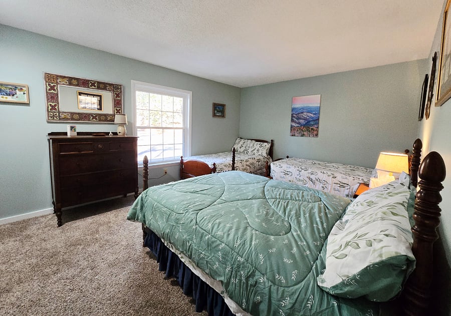 Large 2nd Bedroom with Full Bed and 2 Twin Beds