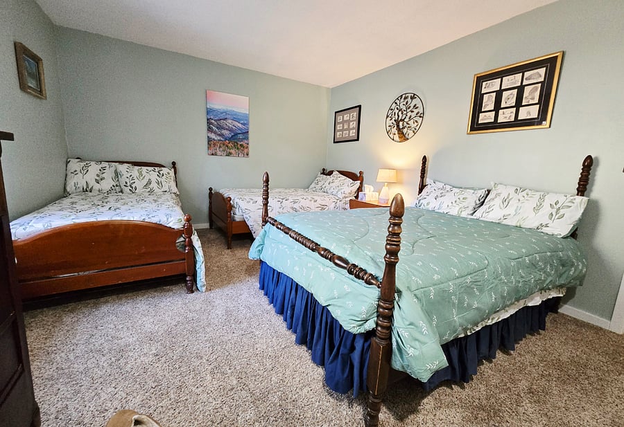 2nd Bedroom