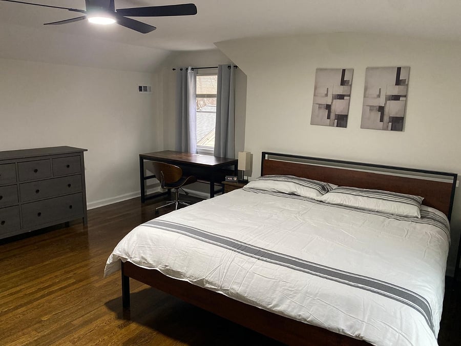 Main Bedroom 4 - Upstairs - King Size Bed and TV