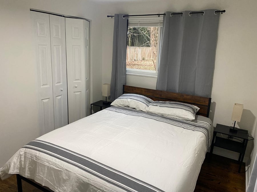 Bedroom 1 - Ground level - Queen Size Bed