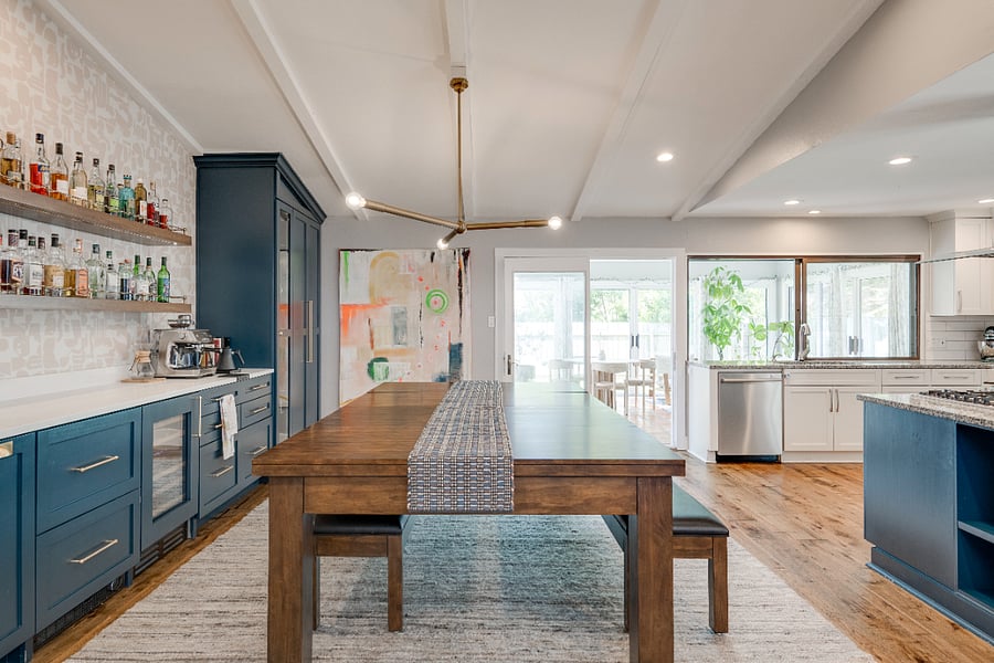 Wet bar, pantry, and large dining table