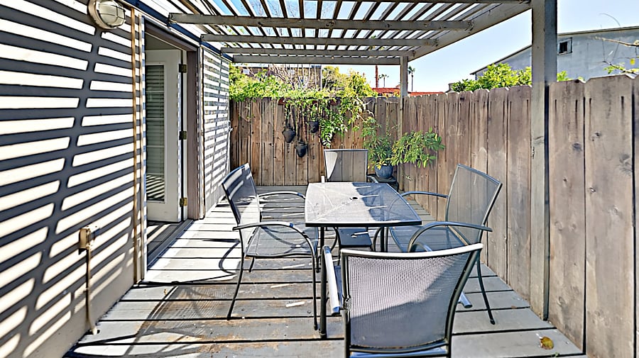 Furnished Finder property 950126_1 photo 11