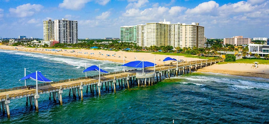 Fisher Pier and public beach, taverns, restaurants, beach shops and more!