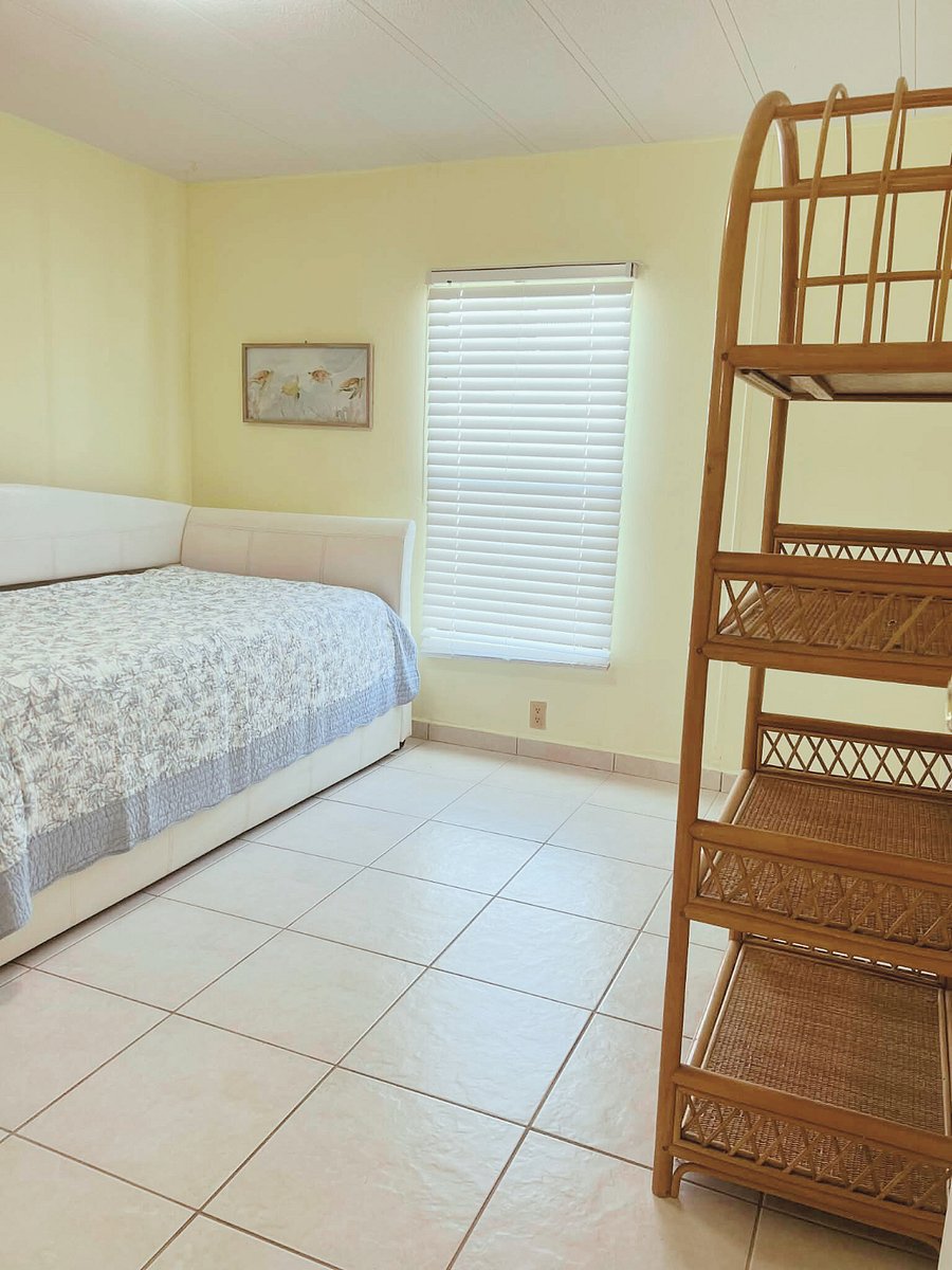 Bedroom #2 with twin trundle beds and large walk in closet. 