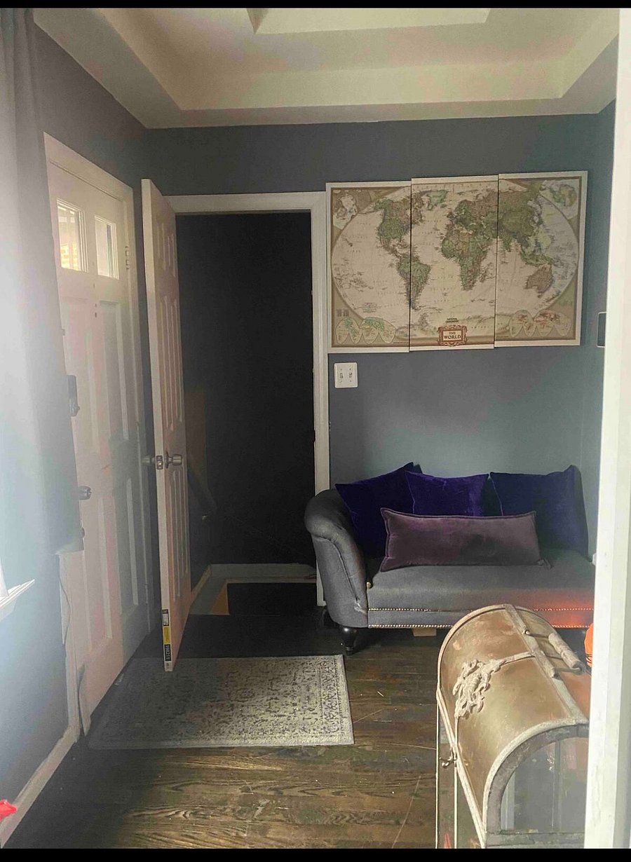 Foyer entry 