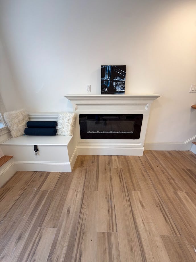 Lower Level Cozy Sitting Area