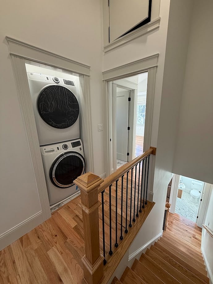 Upper Level Washer/Dryer