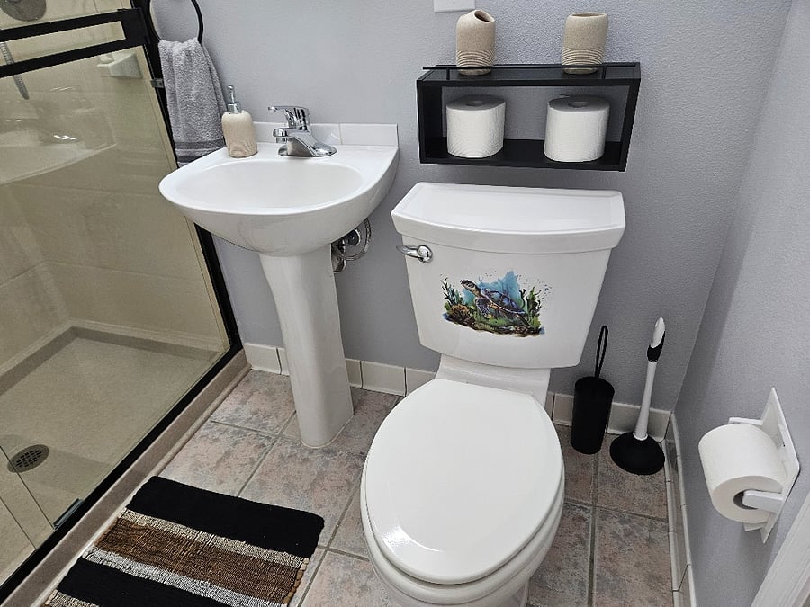 Full Bath W/Walk-in Shower
