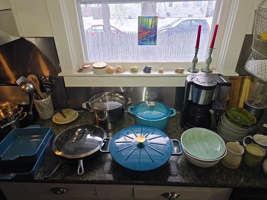 Complete cookware set. Artisan Bowls and Mugs.