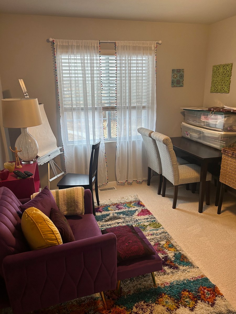 Art room with full access to all materials and room