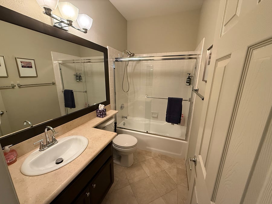 2nd Bathroom