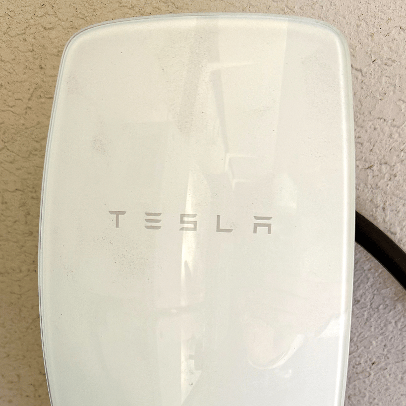 TESLA CHARGER