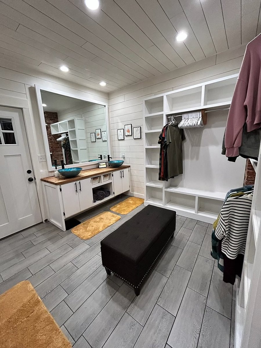 Primary bathroom (main level, connected to primary bedroom)