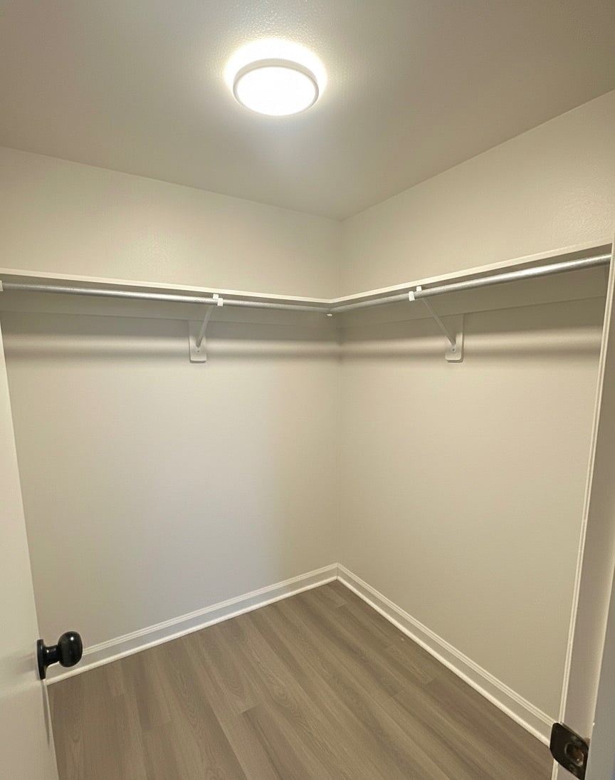 Main Bedroom Closet