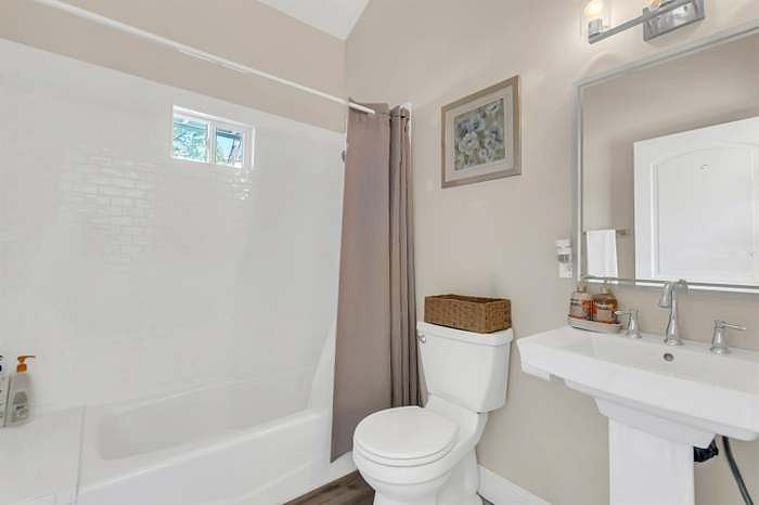Furnished Finder property 950645_1 photo 20
