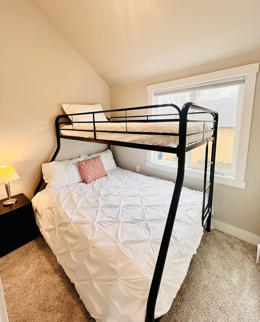 Furnished Finder property 950664_1 photo 9