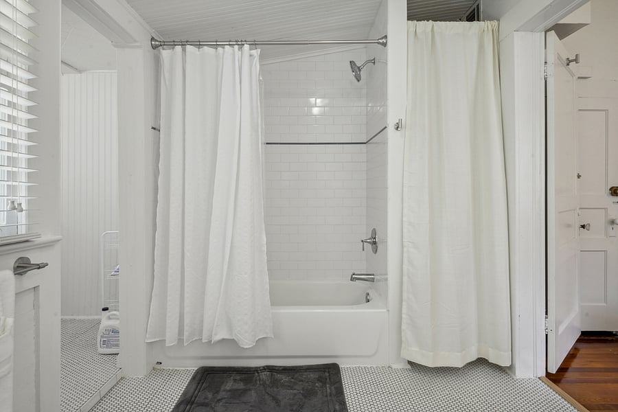 Primary ensuite shower