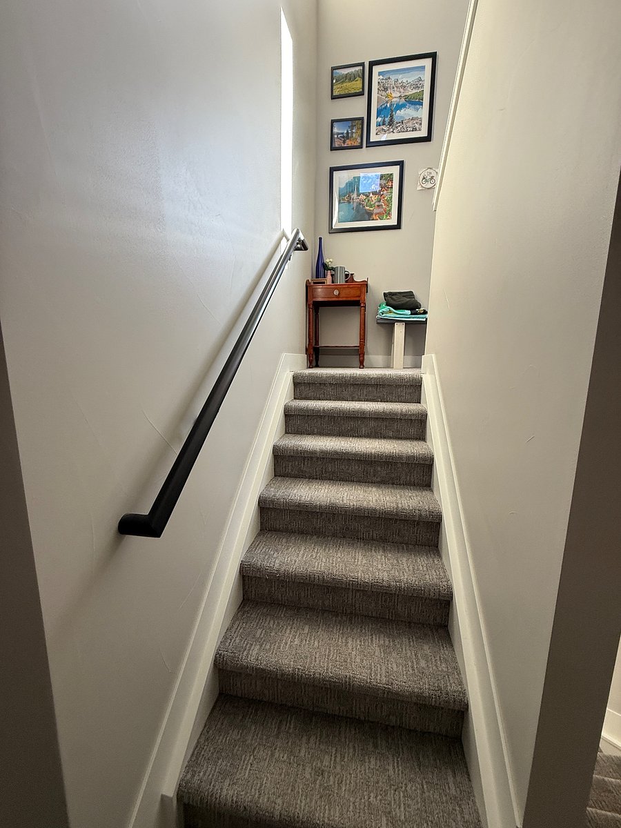 Stairs up to rooftop