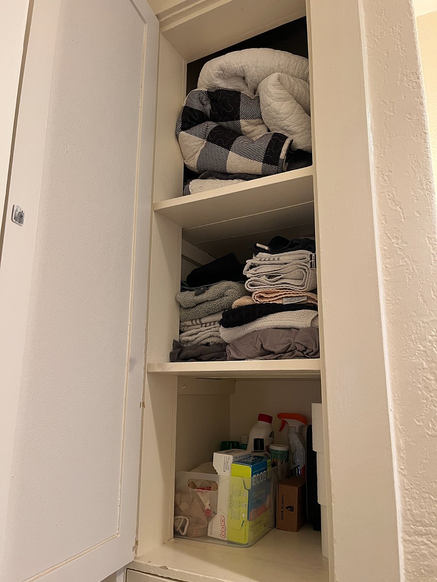 Linens and towels provided