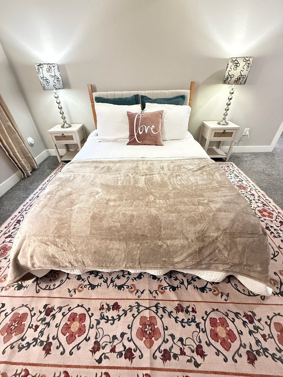Bedroom 4 on Basement Level
With Queen Size Bed 