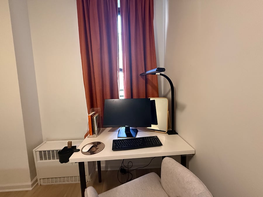 window view and workdesk