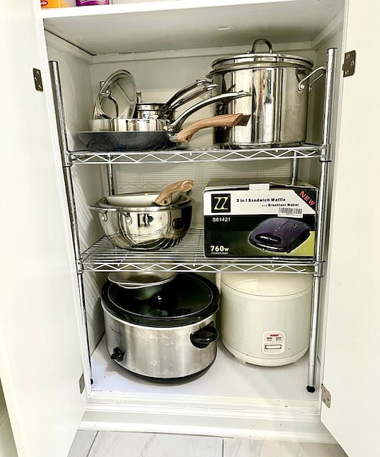 Rice maker, slow cooker and waffle/sandwich maker