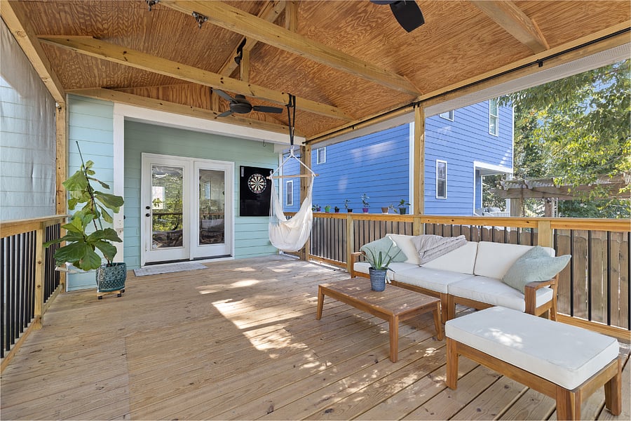 Large screened in porch