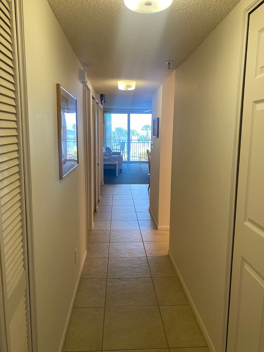 Entrance Corridor 