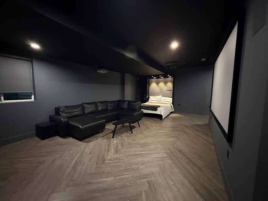 Over sized space for entertaining and/or bedroom space