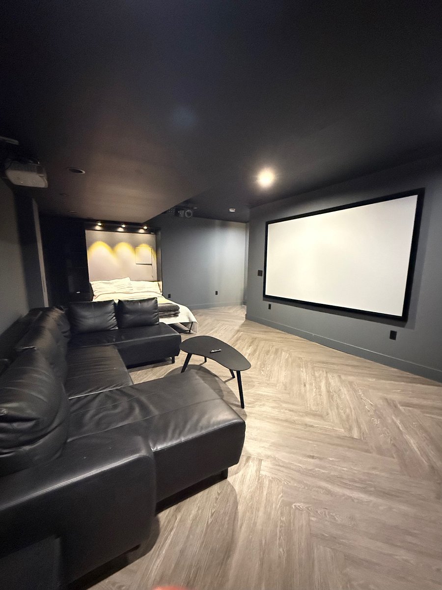 Over sized projector screen and club lights