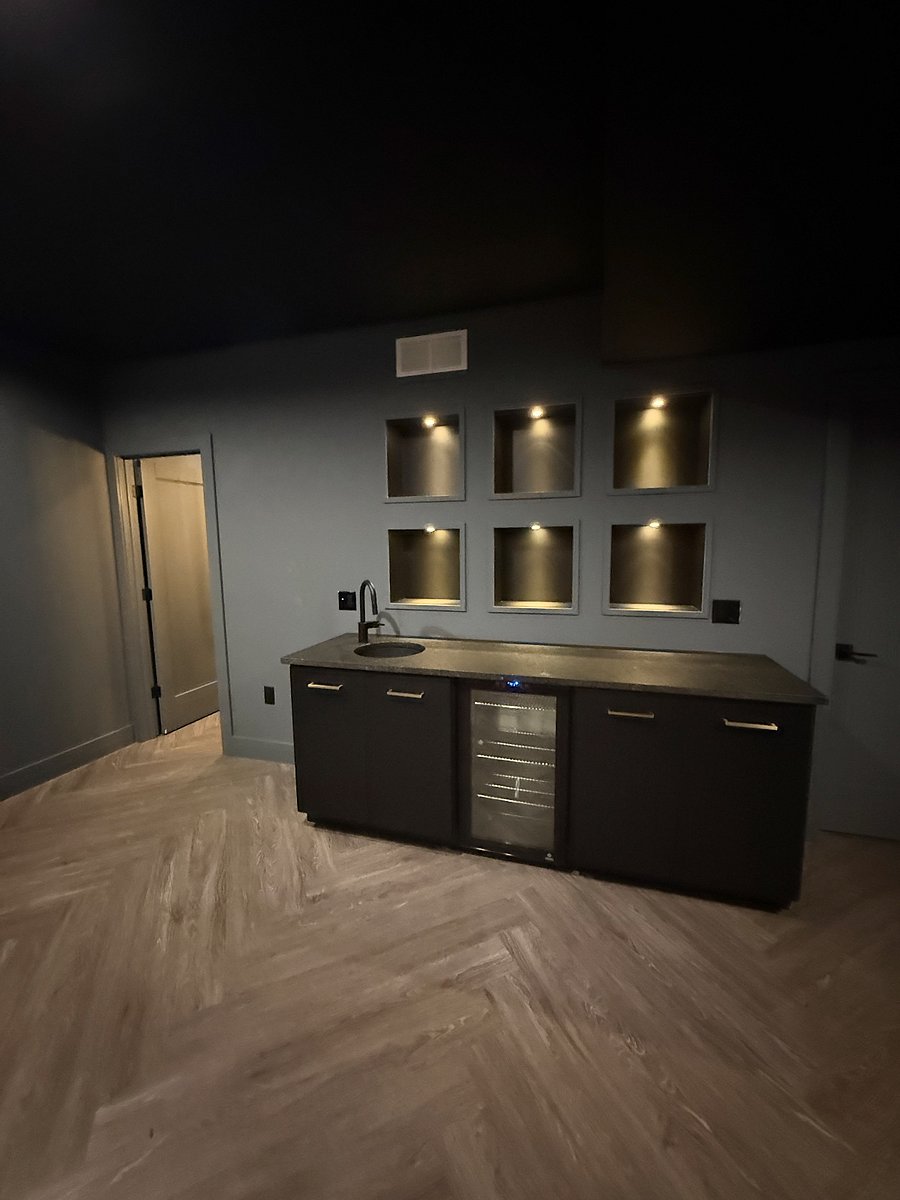 Wet bar, fridge and storage