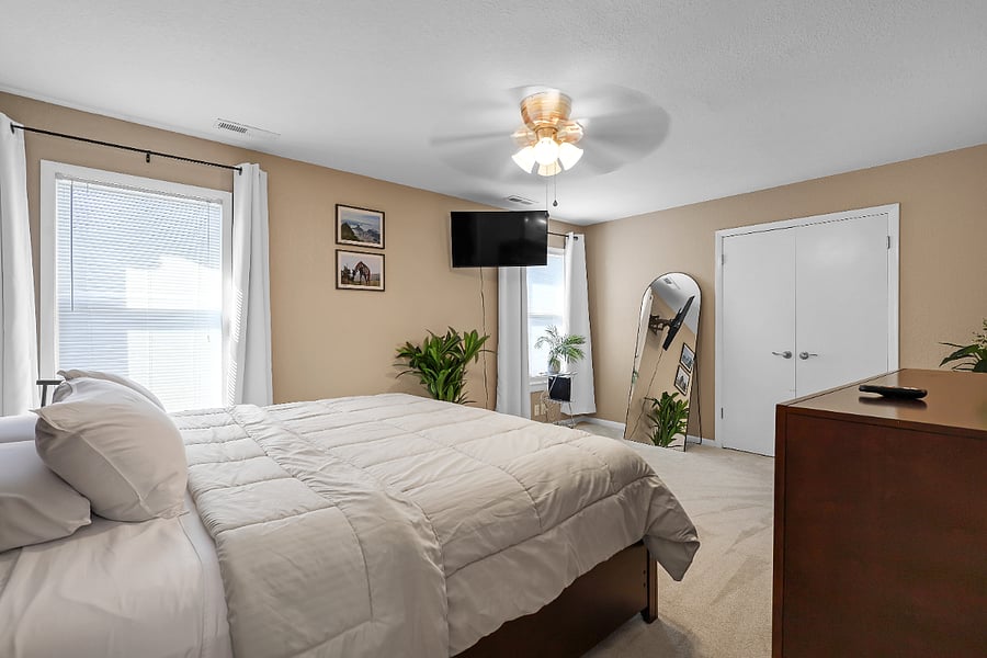 Bedroom #1