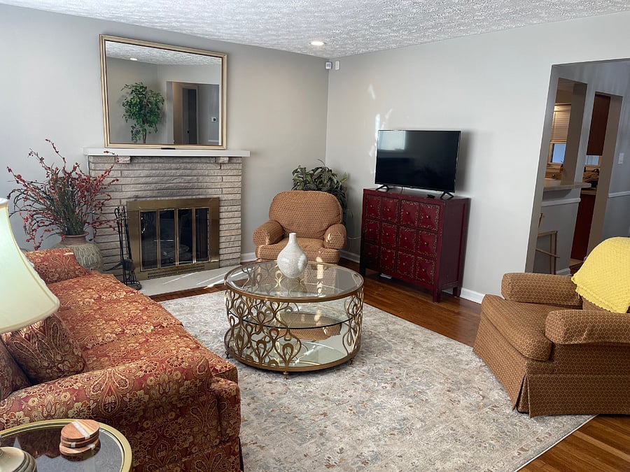 Living room, view from front door
