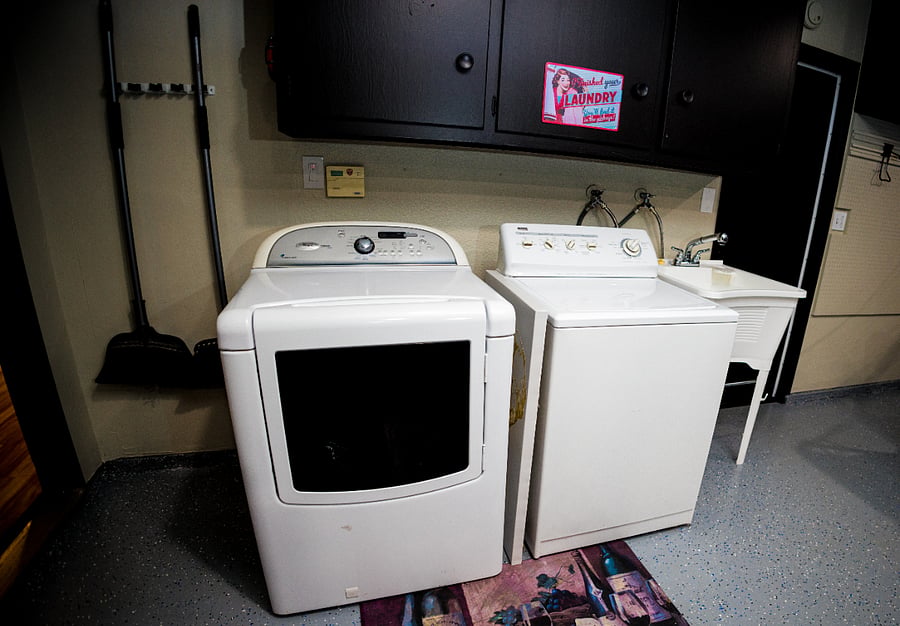 washer and dryer are located in the garage 