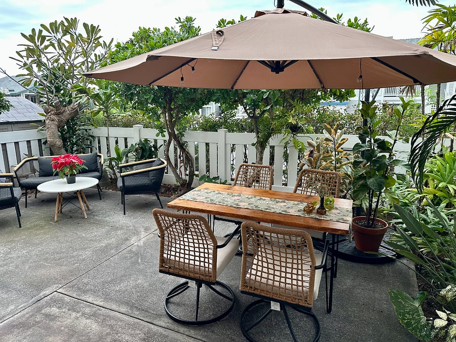 Private Lanai
