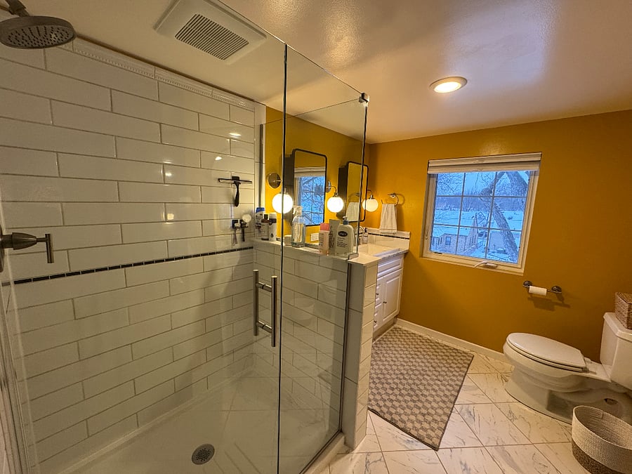 Bathroom - primary suite (Floor 2)