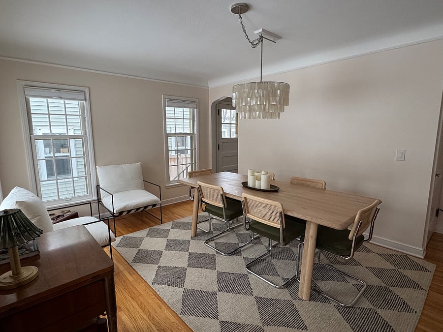 Dining Room (Floor 1)