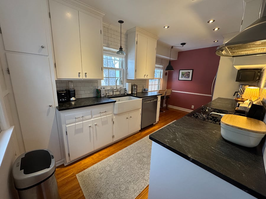 Kitchen (Floor 1)