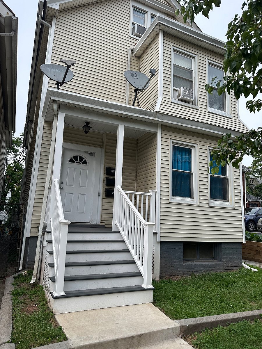 Exterior view of house